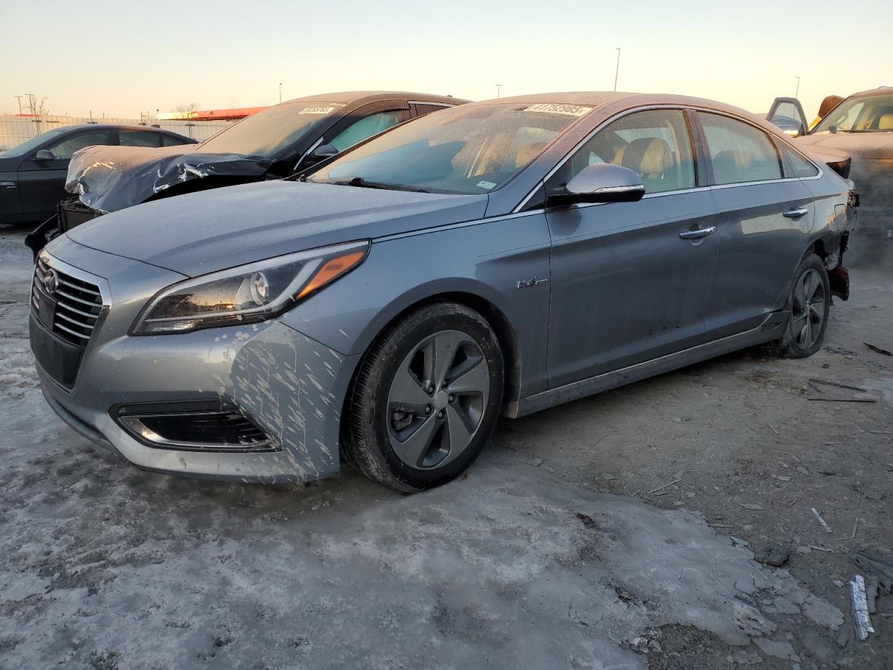  Salvage Hyundai SONATA