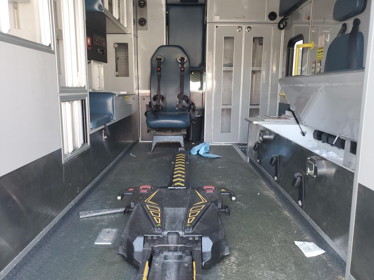 FORD F-450 SUPER DUTY