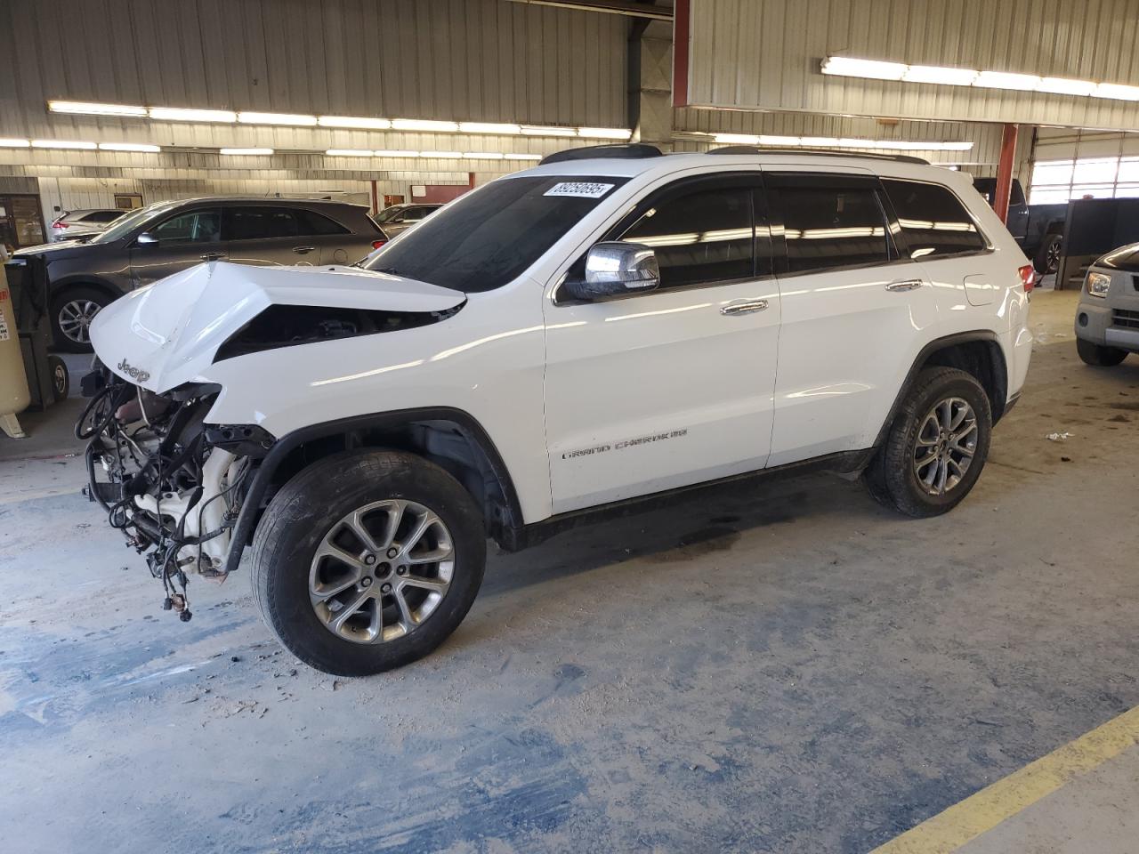  Salvage Jeep Grand Cherokee