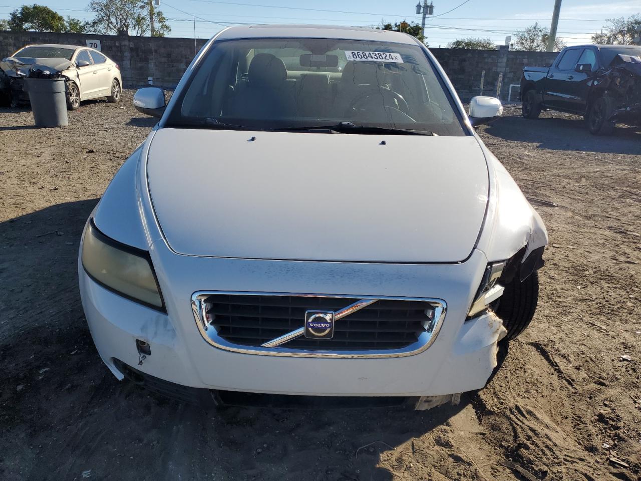 Lot #3050614122 2009 VOLVO S40 2.4I