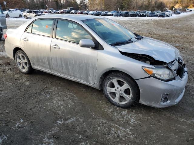 Vin: 2t1bu4ee2dc975183, lot: 42582845, toyota corolla base 20134