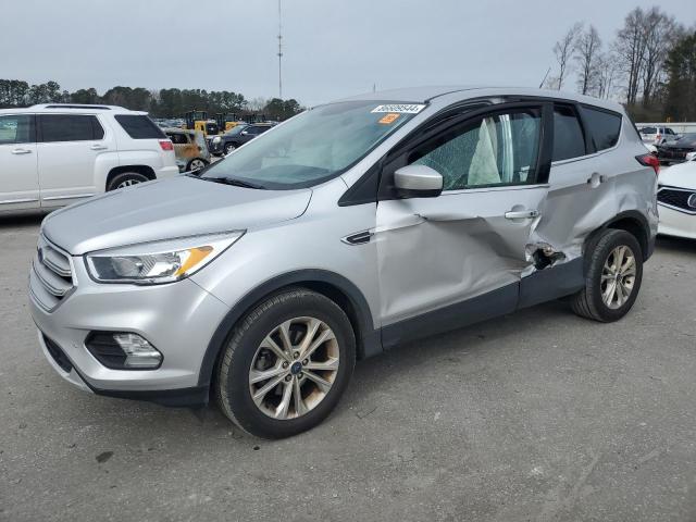 2019 FORD ESCAPE SE - 1FMCU0GD8KUB46017
