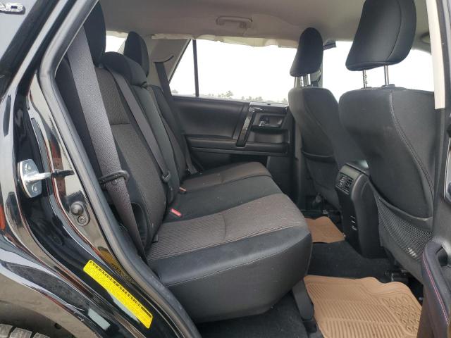 2018 TOYOTA 4RUNNER SR - JTEBU5JR2J5564093
