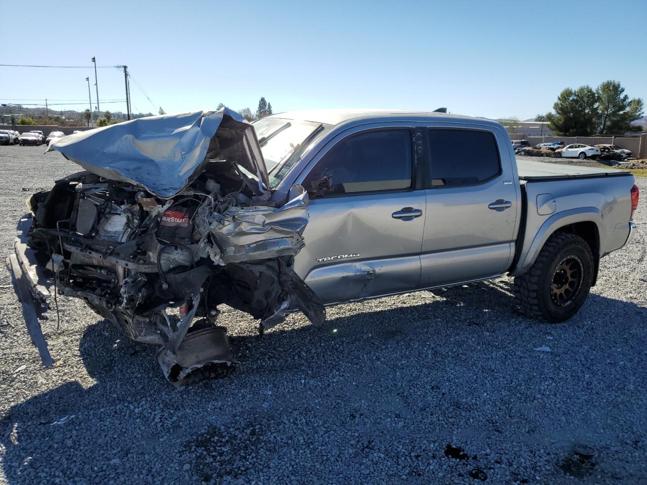  Salvage Toyota Tacoma