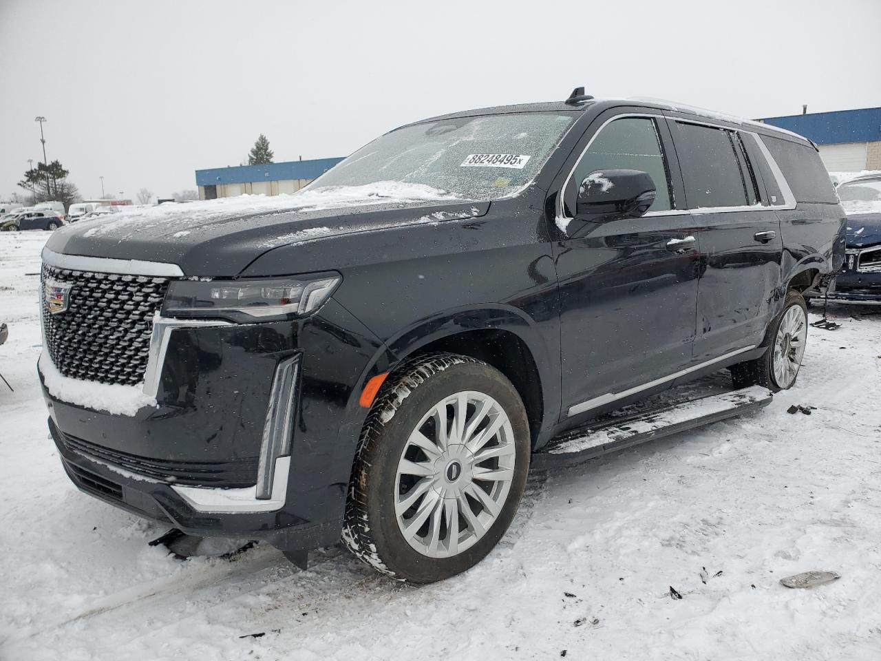 CADILLAC ESCALADE ESV LUXURY
