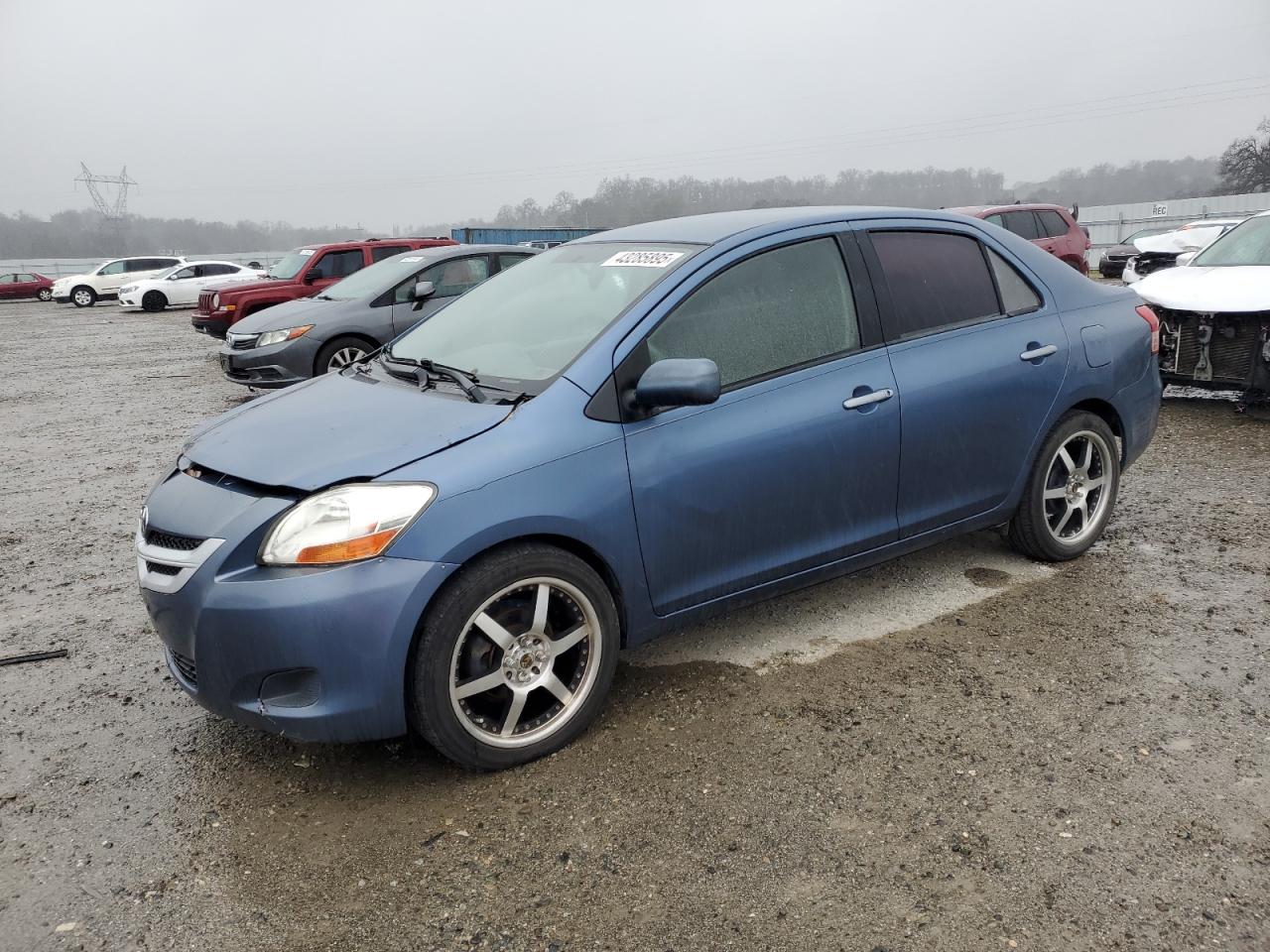  Salvage Toyota Yaris