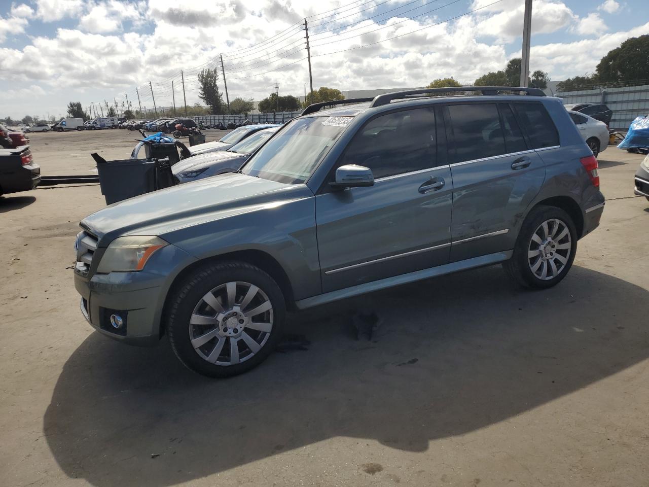  Salvage Mercedes-Benz GLK