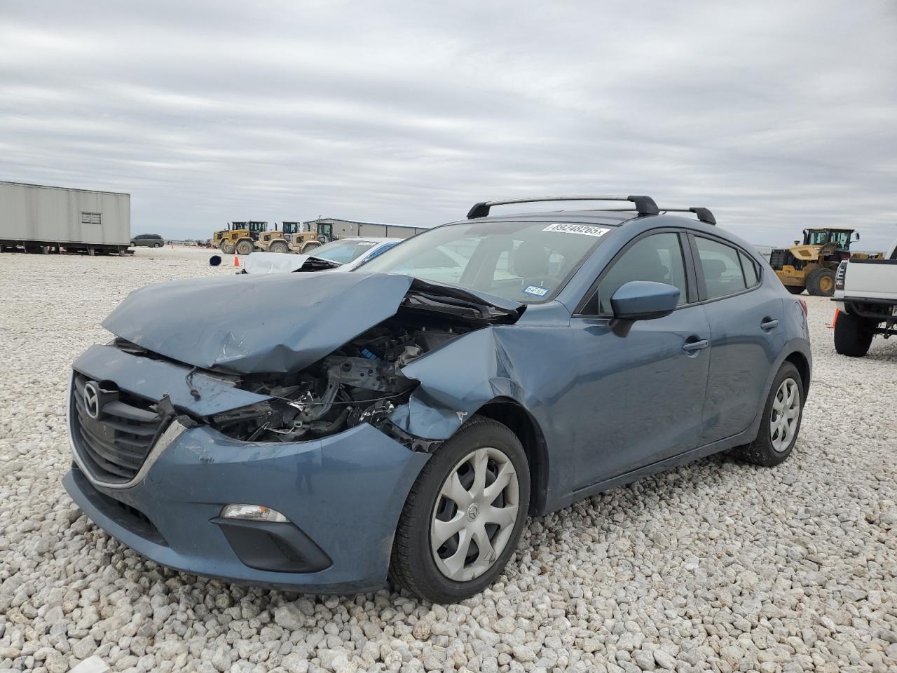  Salvage Mazda 3