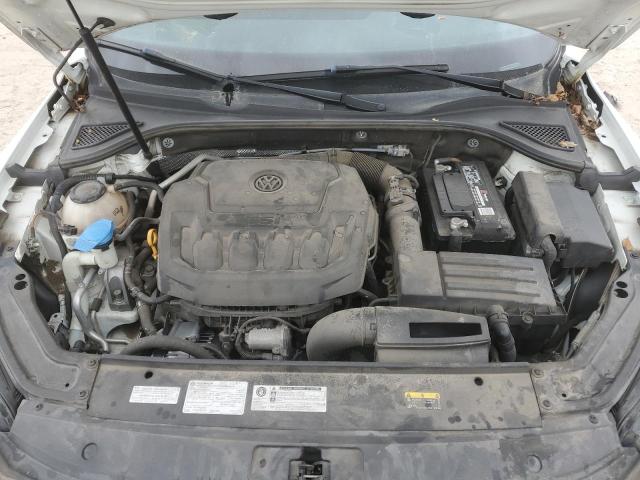 2018 VOLKSWAGEN PASSAT SE - 1VWBA7A35JC011001