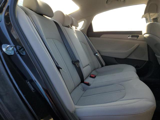 2016 HYUNDAI SONATA SE 5NPE24AF7GH304367