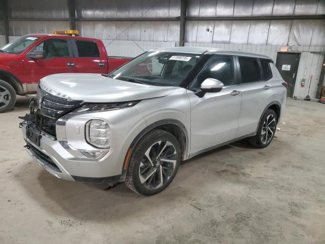 MITSUBISHI OUTLANDER SE