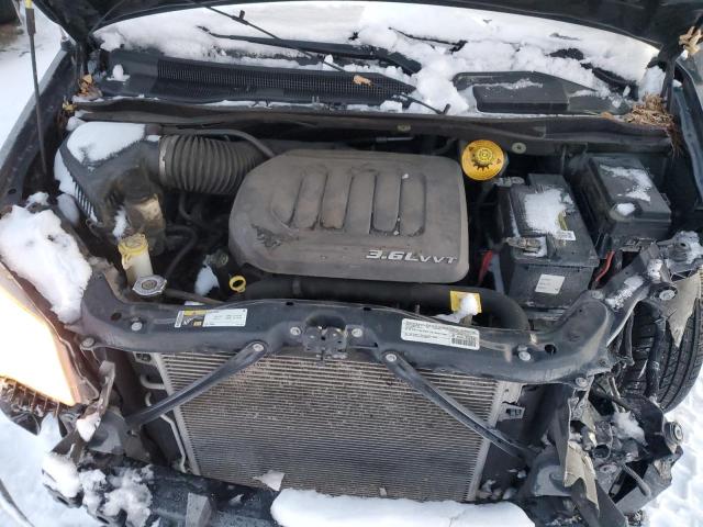 2015 CHRYSLER TOWN & COU - 2C4RC1BG8FR534571