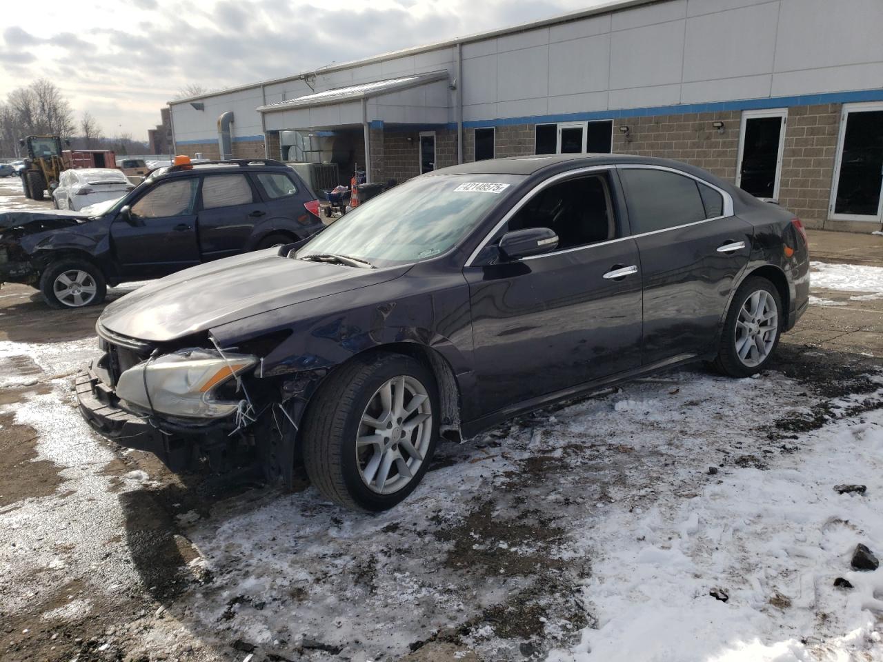  Salvage Nissan Maxima