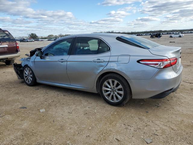 TOYOTA CAMRY L 2018 silver  gas 4T1B11HK5JU023006 photo #3