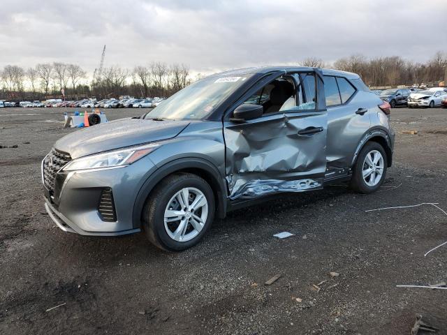 NISSAN KICKS S