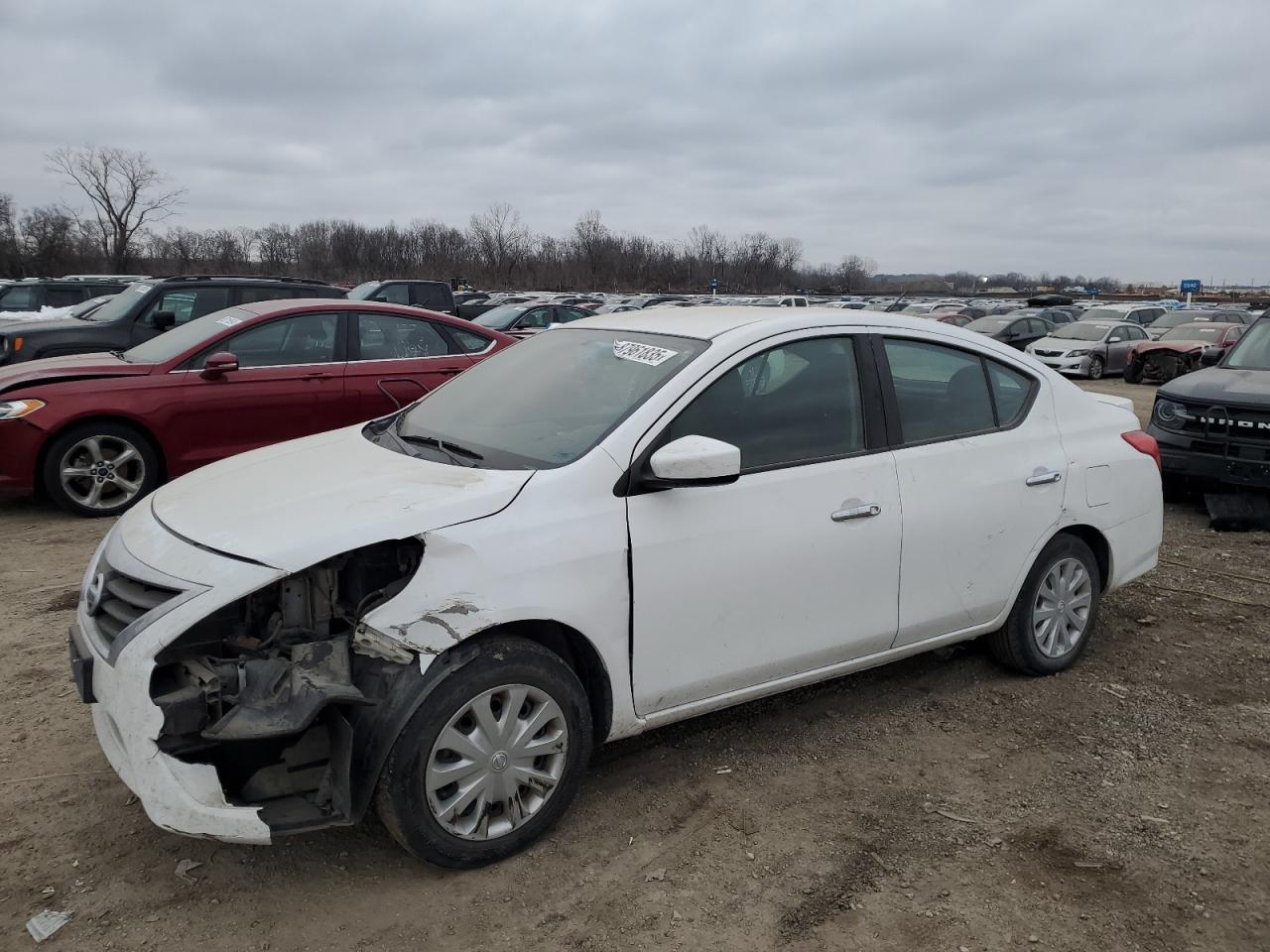  Salvage Nissan Versa