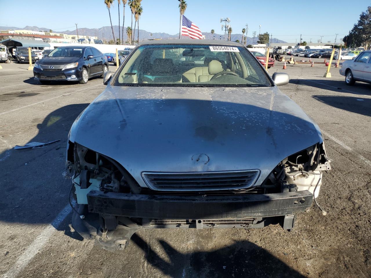 Lot #3045806654 1998 LEXUS ES 300