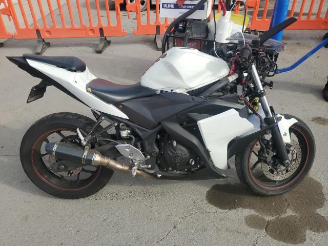 2015 YAMAHA YZFR3 #3048300731