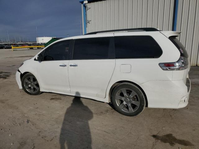 2018 TOYOTA SIENNA SE 5TDXZ3DC9JS919486