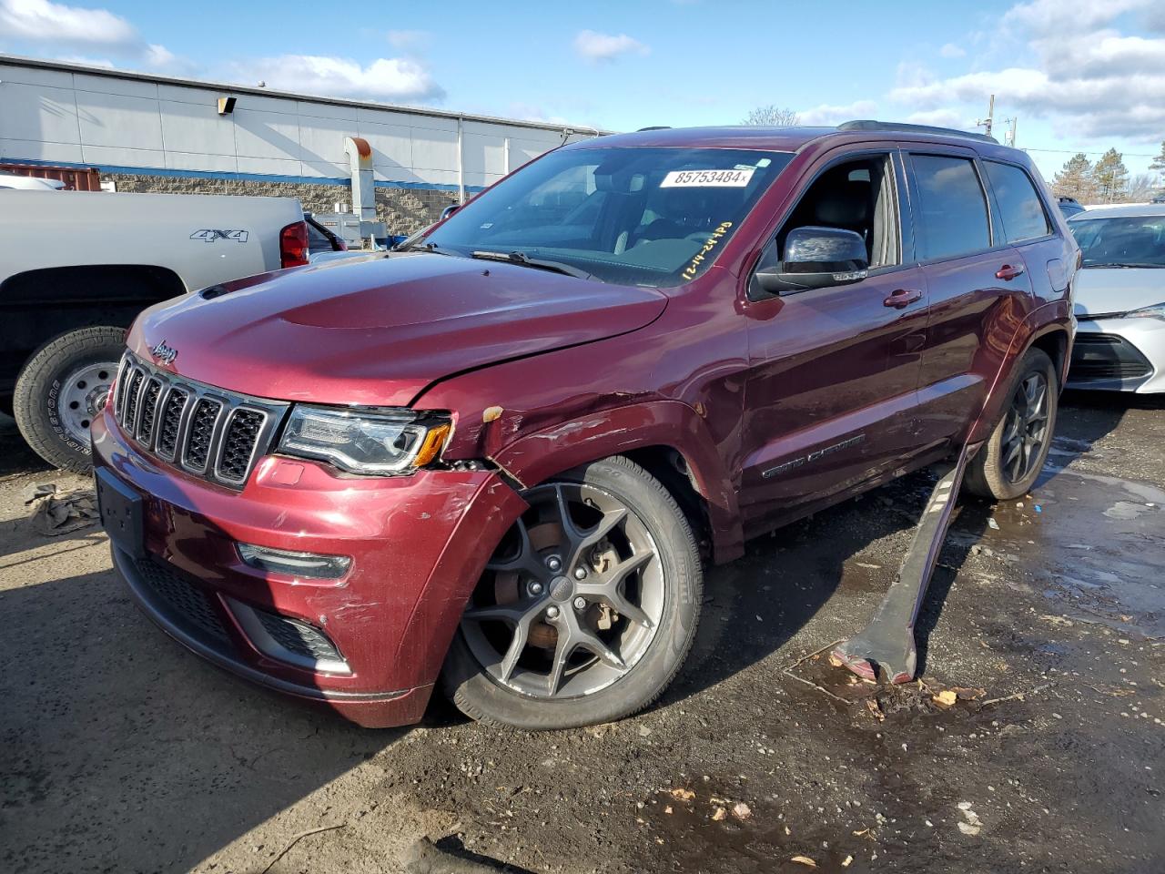  Salvage Jeep Grand Cherokee