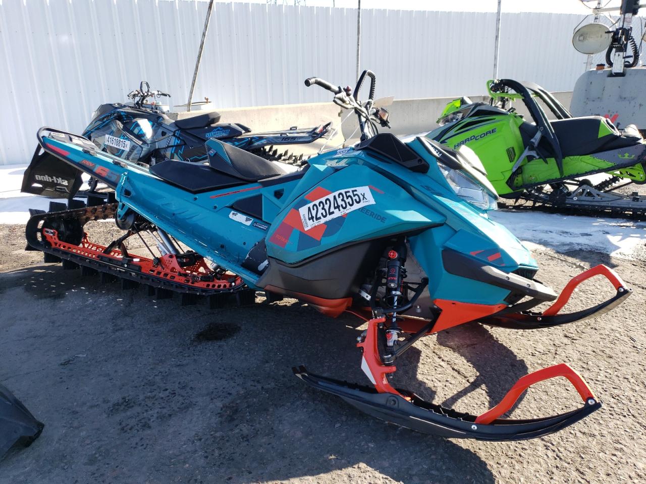  Salvage Bmbr Snowmobile