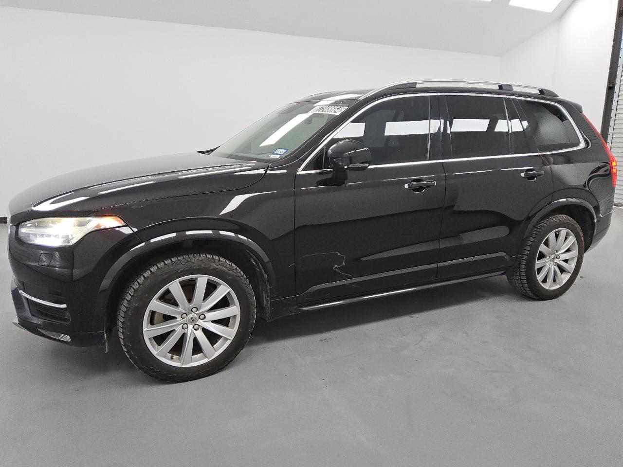  Salvage Volvo XC90