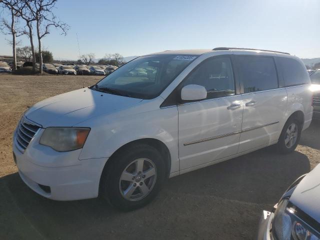 2010 CHRYSLER TOWN & COU - 2A4RR5D15AR479062