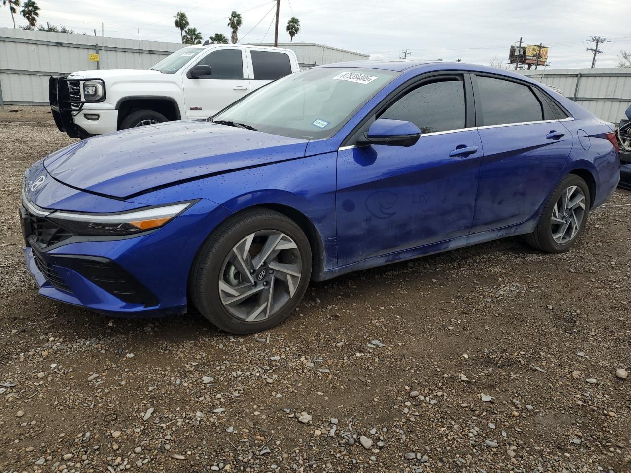 HYUNDAI ELANTRA LIMITED
