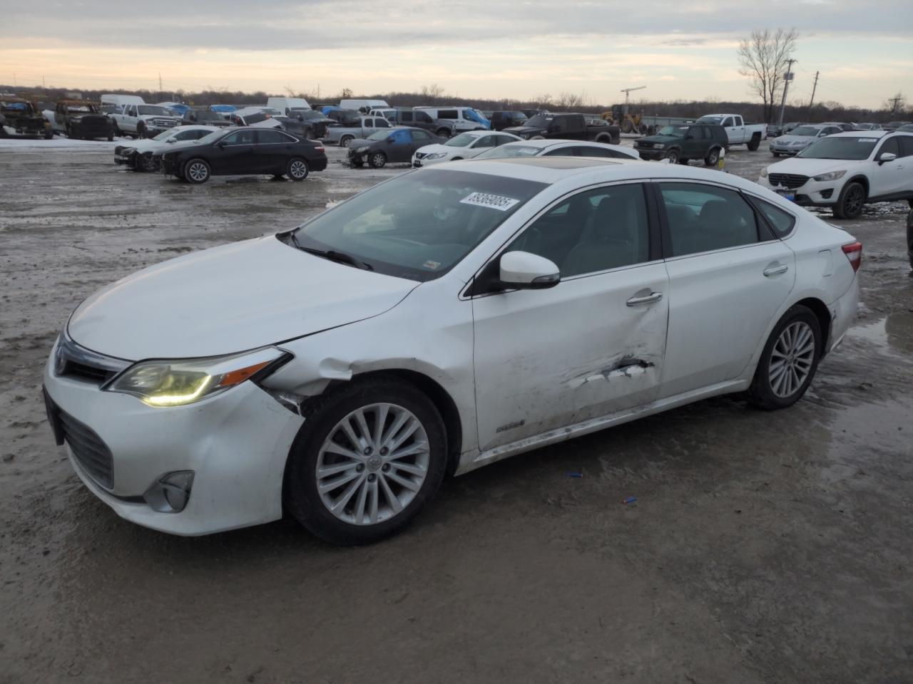  Salvage Toyota Avalon