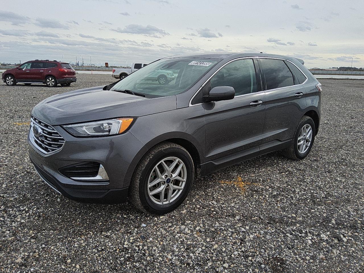  Salvage Ford Edge