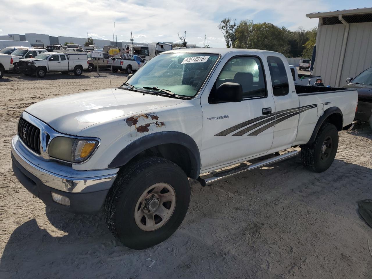  Salvage Toyota Tacoma