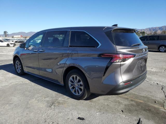 TOYOTA SIENNA XLE 2021 charcoal  hybrid engine 5TDYRKEC6MS008758 photo #3