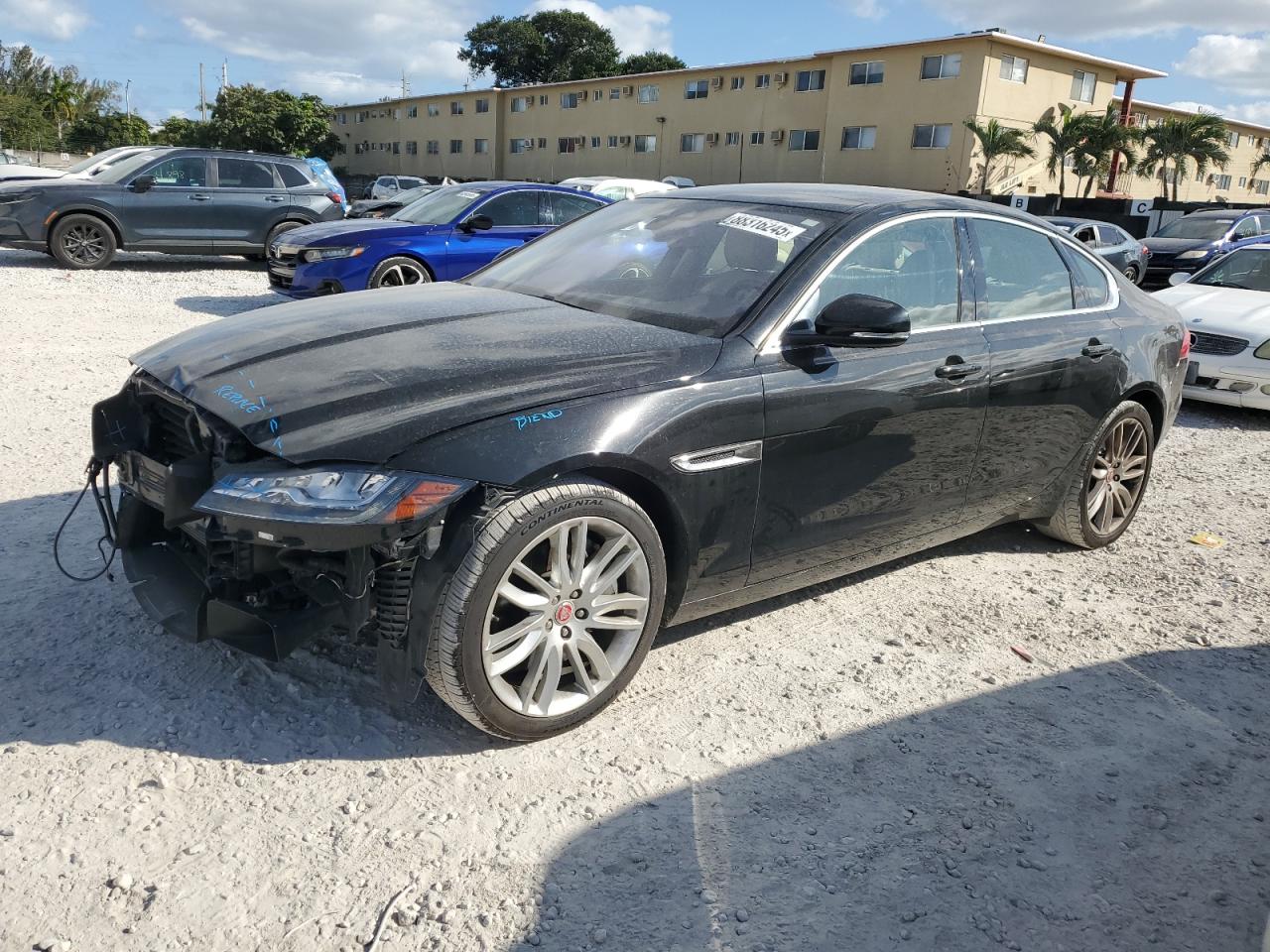 SAJBE4EV6JCY56135 JAGUAR XF PRESTIG 2018