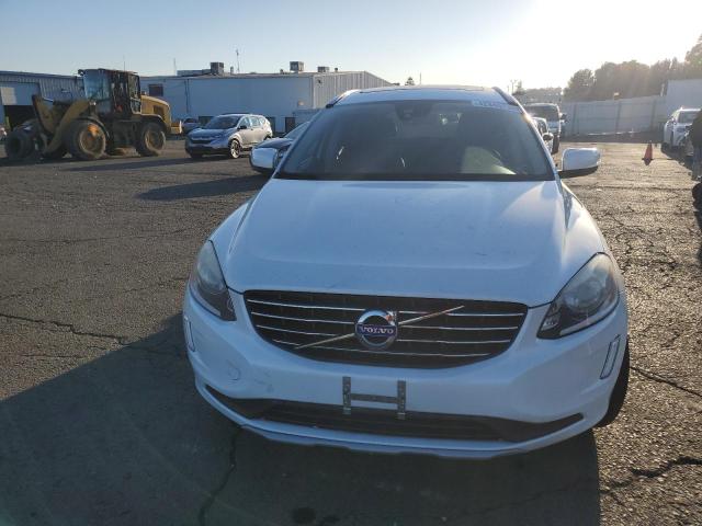 2016 VOLVO XC60 T5 PR YV440MDK2G2844444
