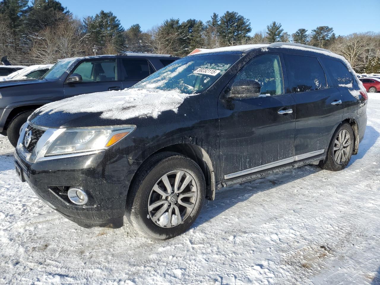  Salvage Nissan Pathfinder