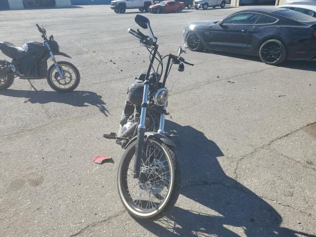 2011 HARLEY-DAVIDSON FXS - 1HD1JP523BB042074