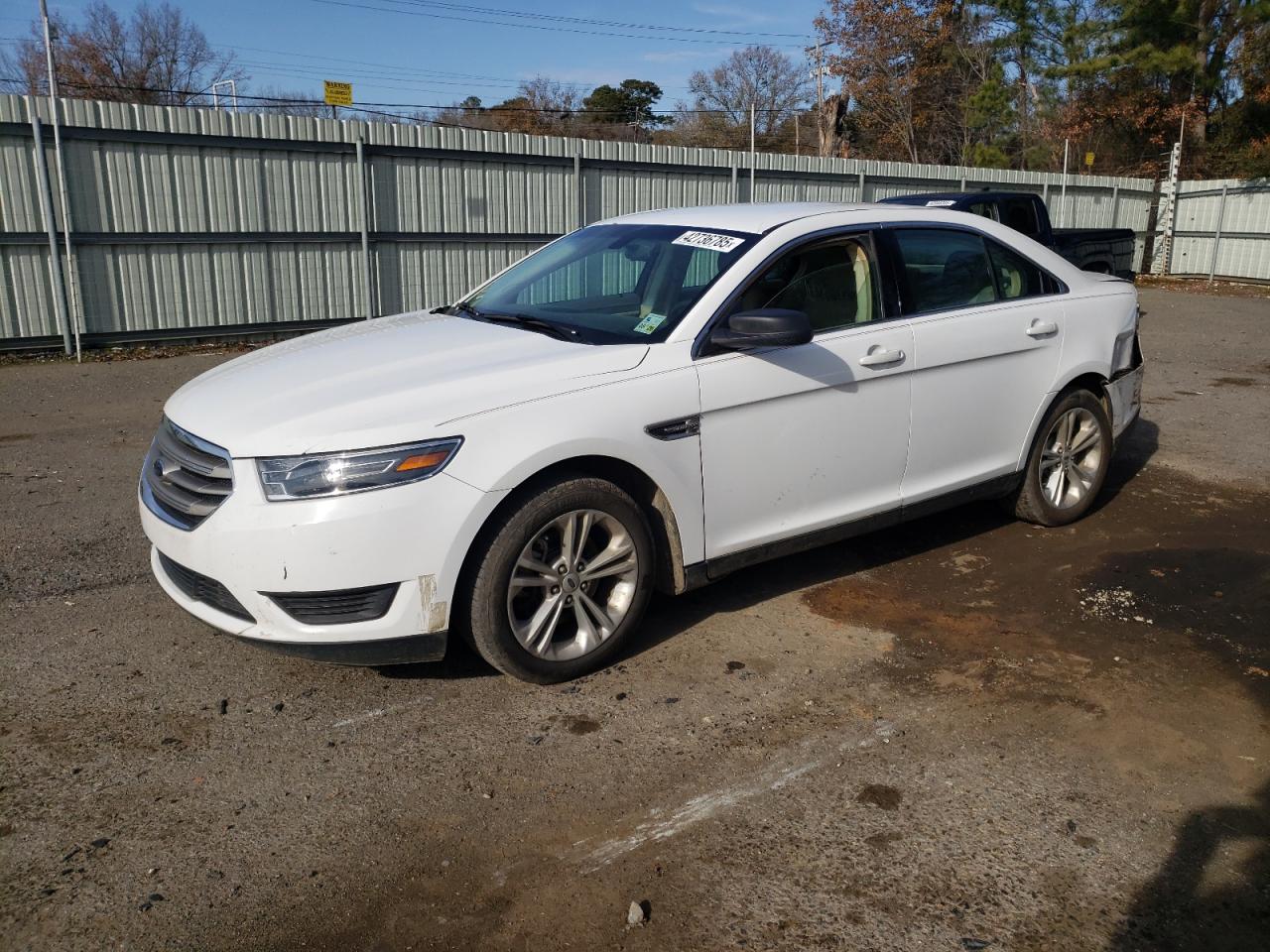  Salvage Ford Taurus