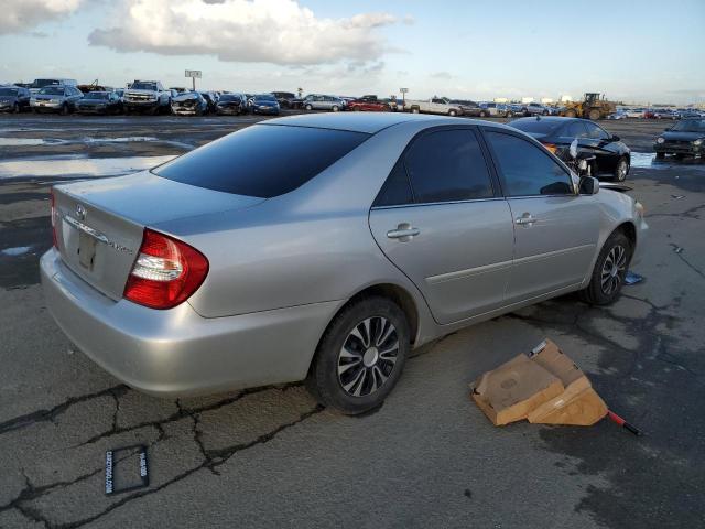 TOYOTA CAMRY LE 2004 silver  gas 4T1BE32K44U369755 photo #4