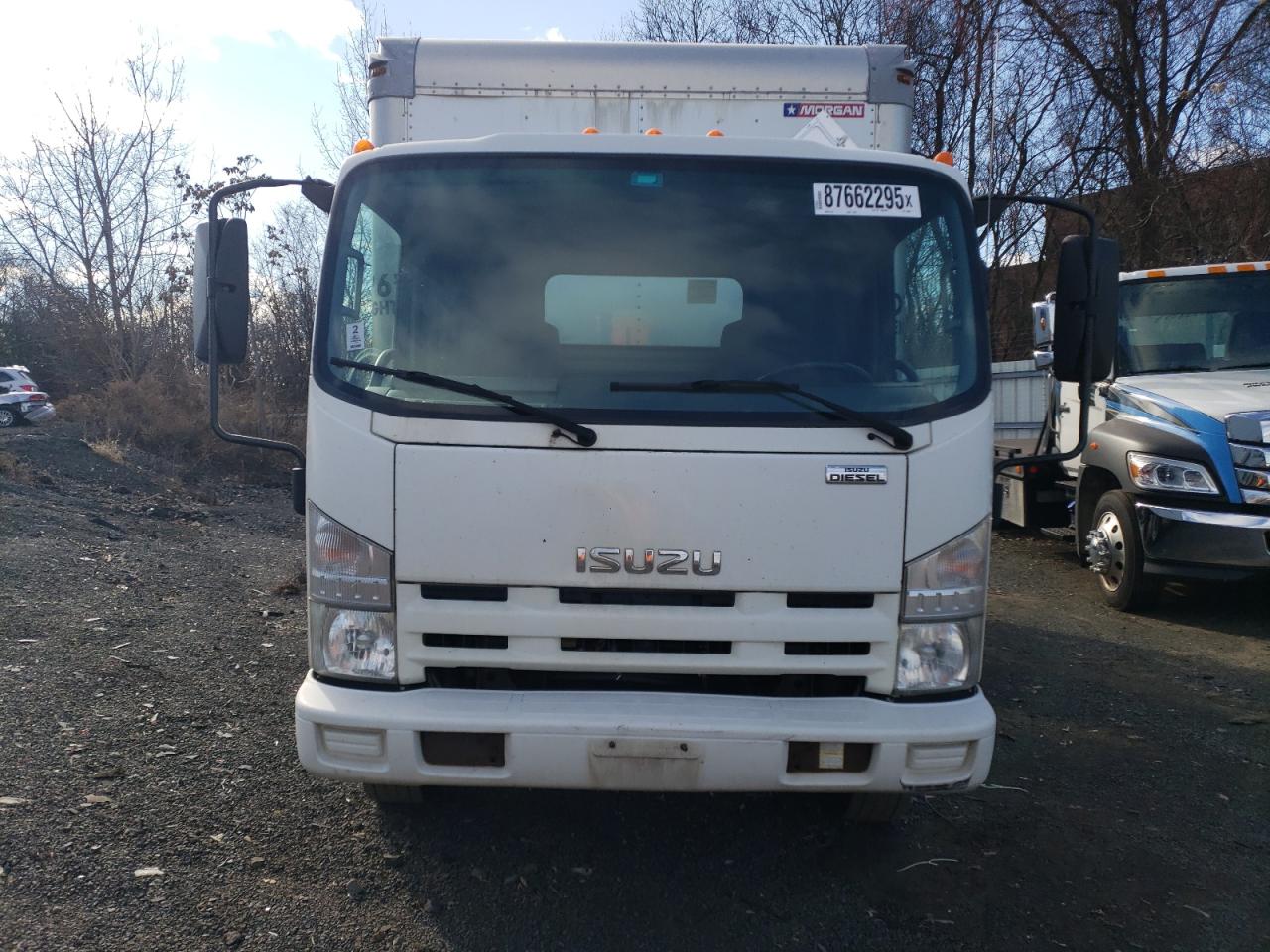 Lot #3052289696 2014 ISUZU NRR