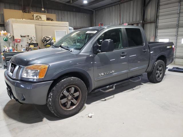 NISSAN TITAN S