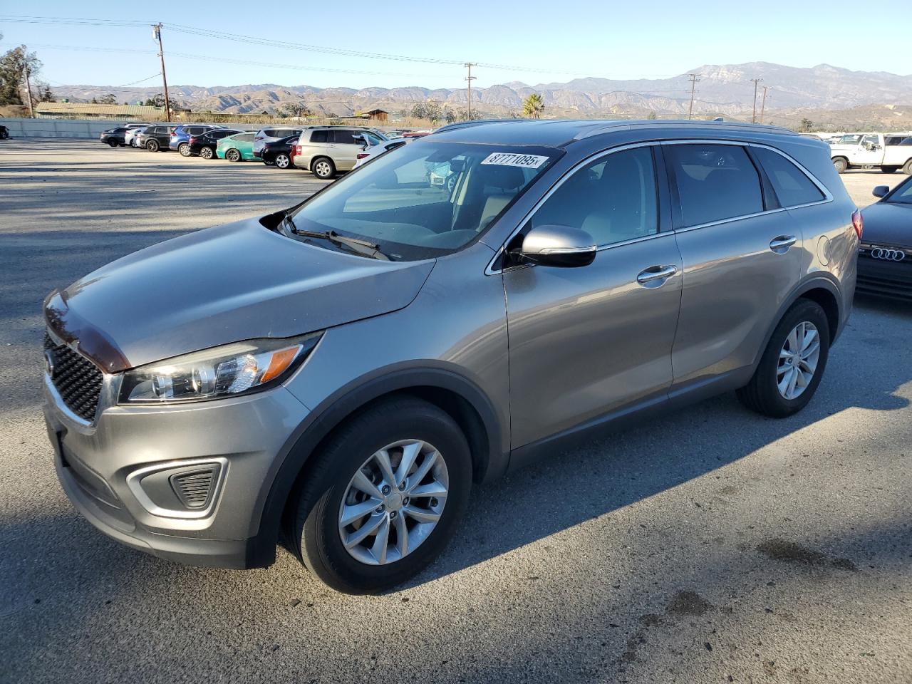  Salvage Kia Sorento