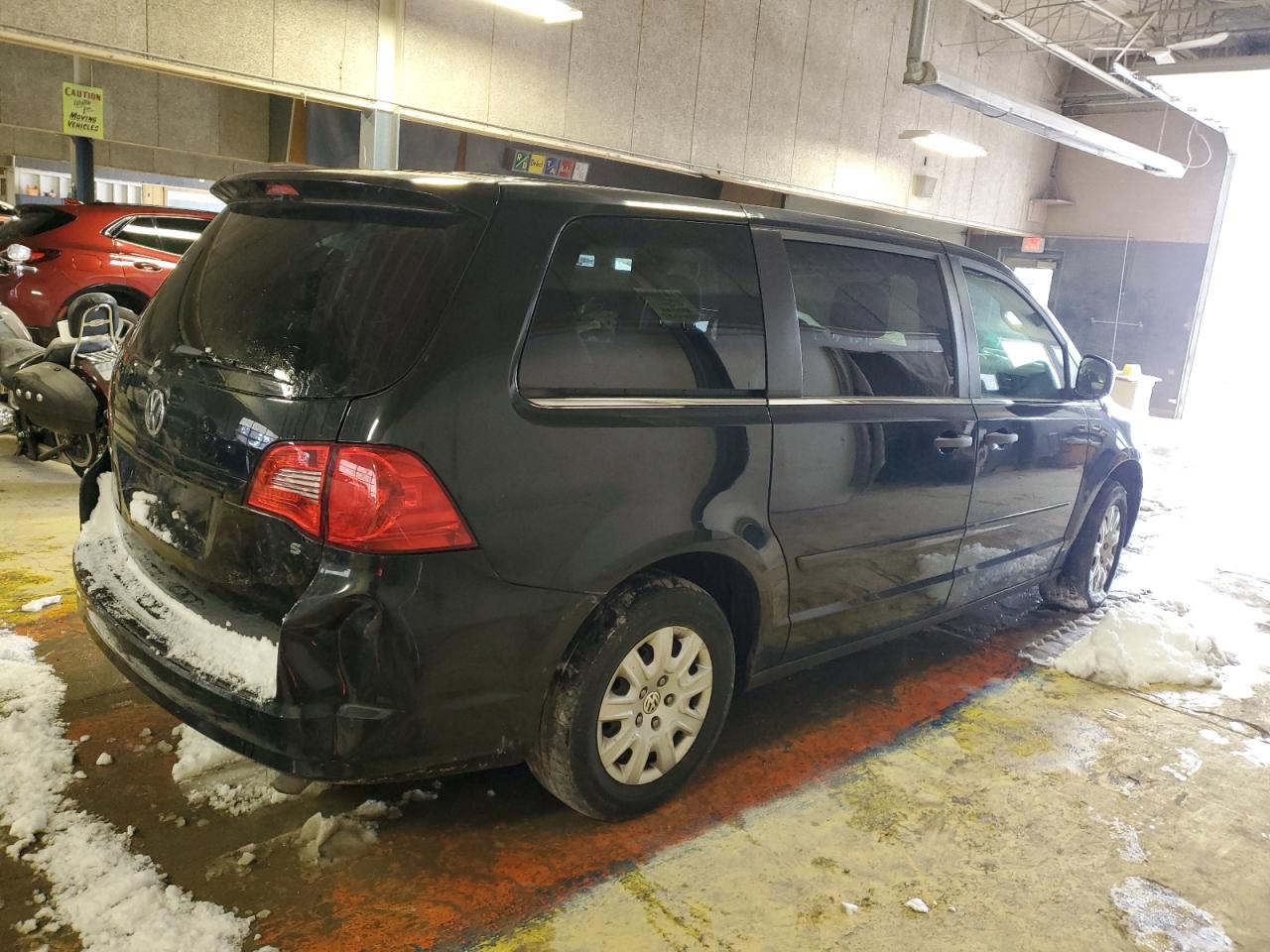 Lot #3049513642 2011 VOLKSWAGEN ROUTAN S