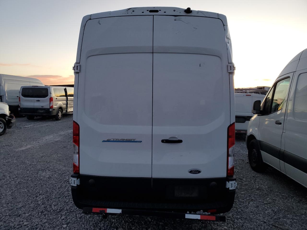 FORD E-TRANSIT T-350
