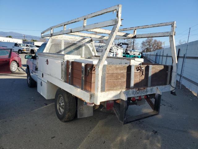 CHEVROLET GMT-400 C3 2000 white chassis gas 1GBGC34R2YF479941 photo #3