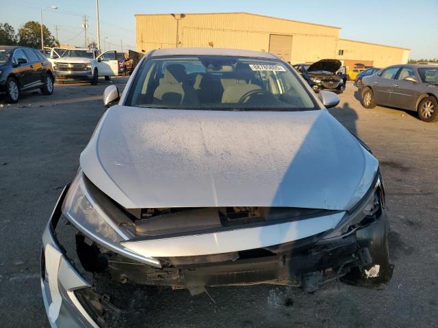 2019 HYUNDAI ELANTRA SE KMHD84LF5KU738160