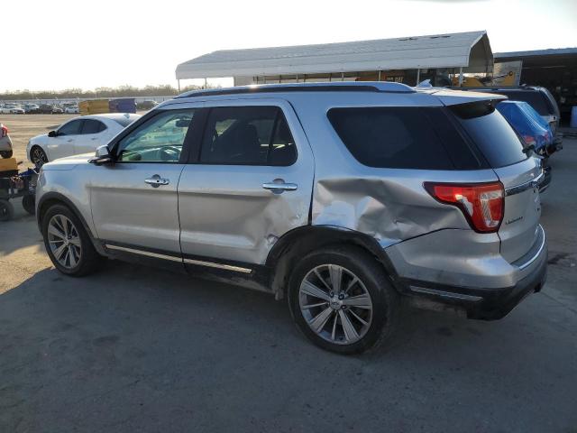 FORD EXPLORER L 2018 silver  gas 1FM5K7F89JGA99136 photo #3