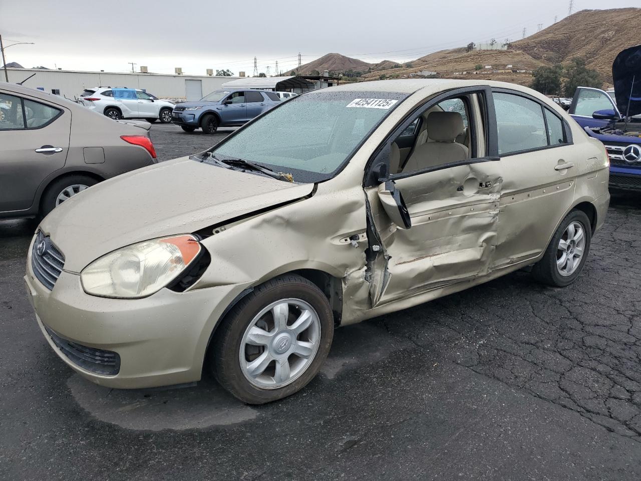  Salvage Hyundai ACCENT