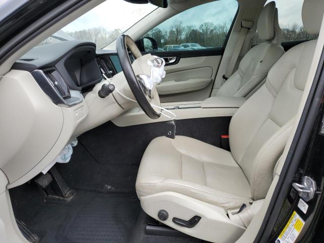 2018 VOLVO XC60 T5 - LYV102RK1JB069465