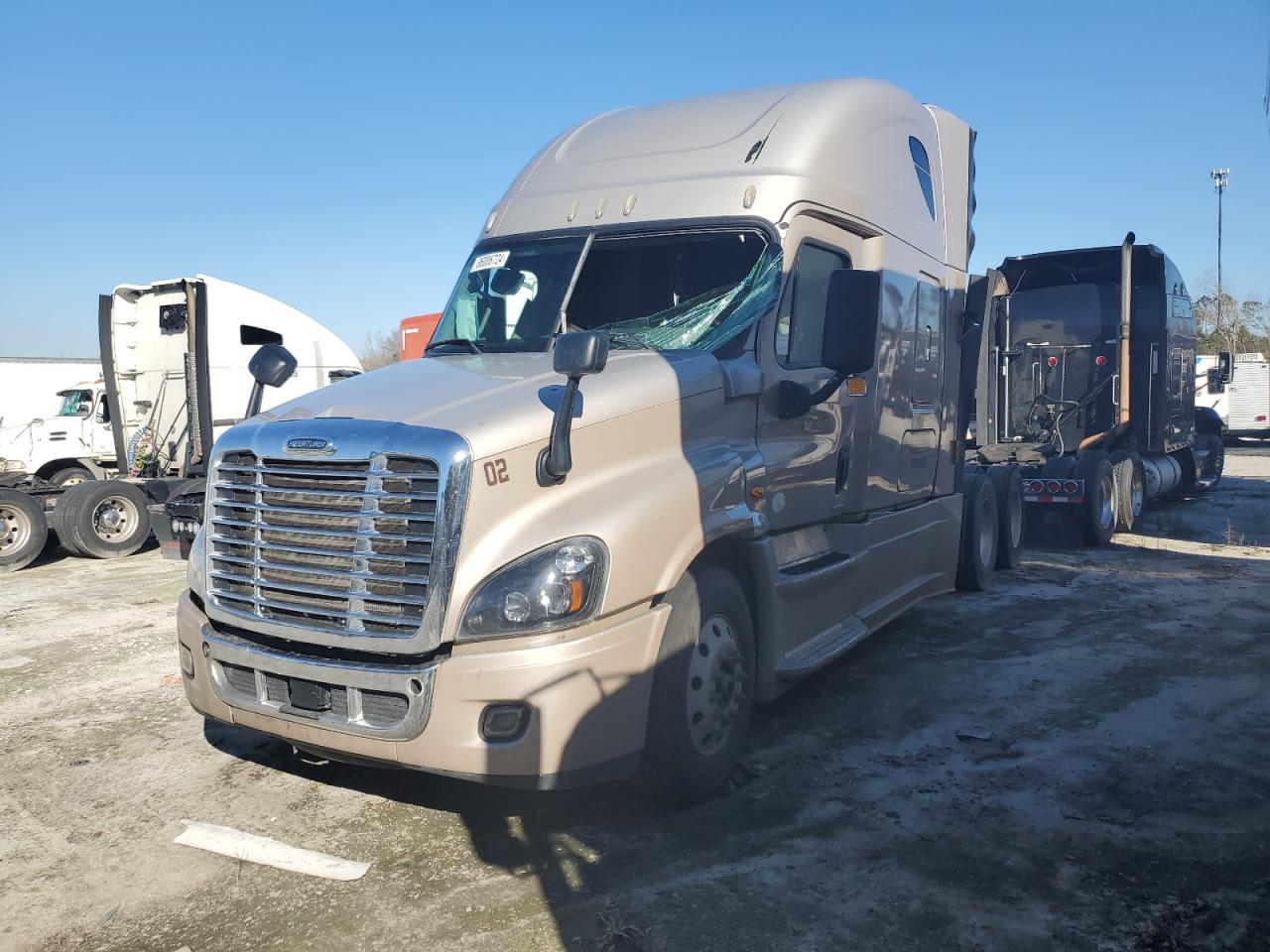 Lot #3294144944 2016 FREIGHTLINER CASCADIA 1