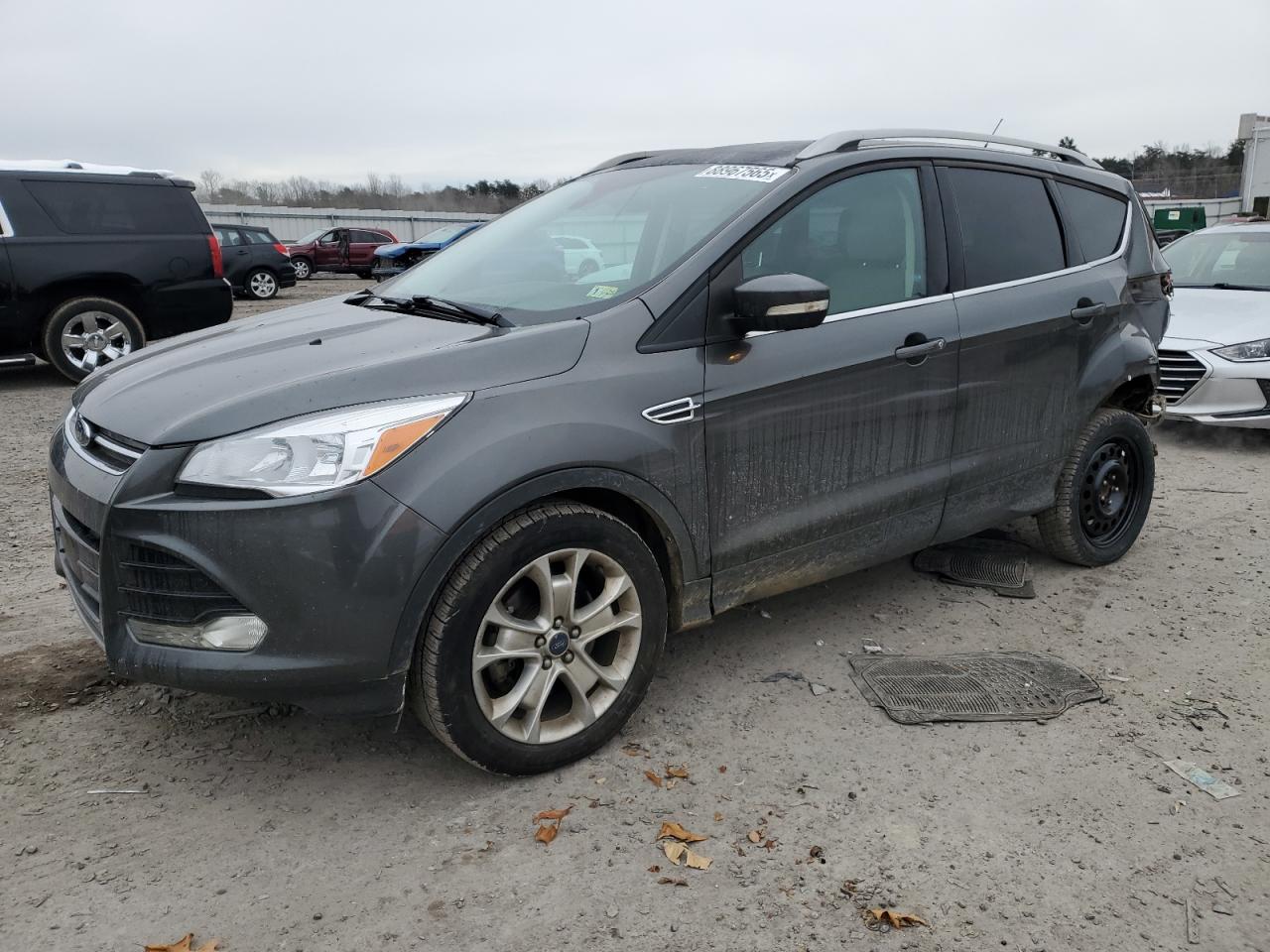  Salvage Ford Escape